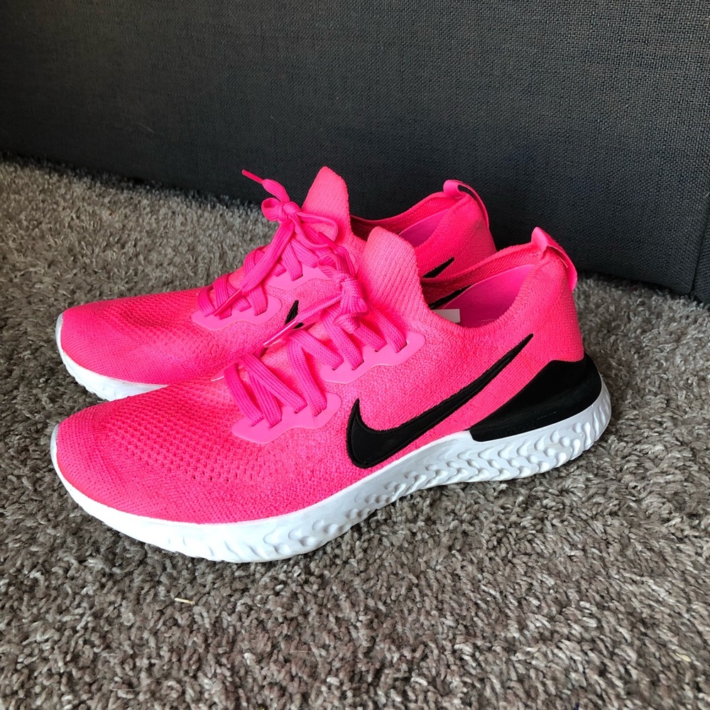 Nike epic react flyknit runners